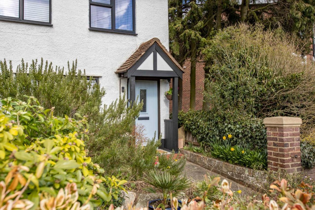 Stunning Character 2Bed Cottage In St Albans Wifi エクステリア 写真