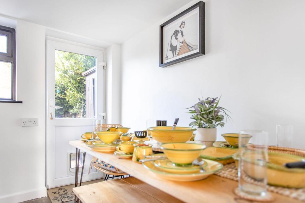 Stunning Character 2Bed Cottage In St Albans Wifi エクステリア 写真