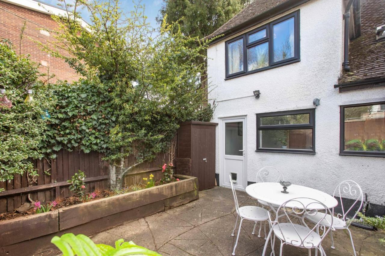 Stunning Character 2Bed Cottage In St Albans Wifi エクステリア 写真